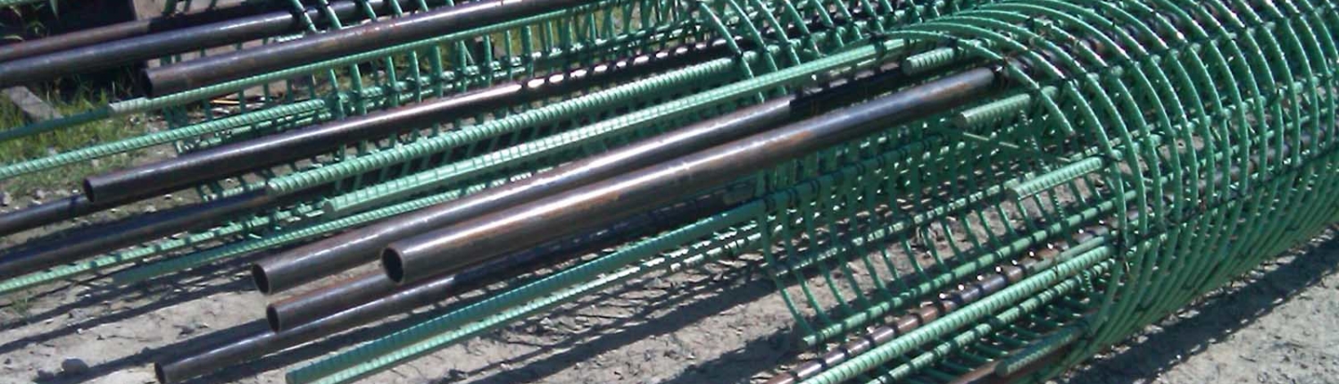 CSL (CROSS SONIC LOGGING) TUBES_close up view of cross sonic logging close up view of cross sonic logging