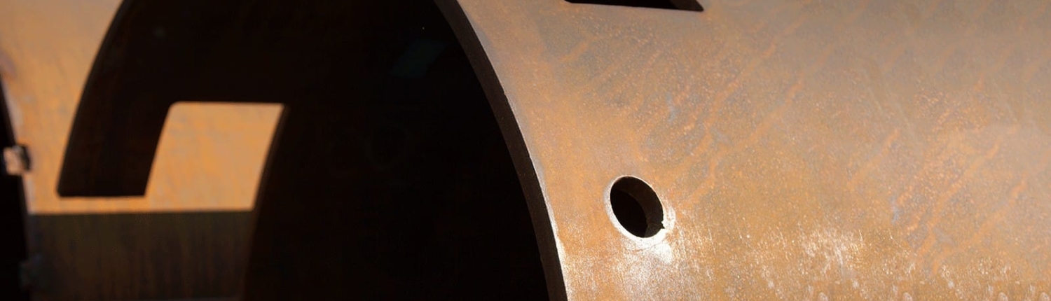 LIFTING EYES:LIFTING LUGS_Close up view of lifting eyes and lugs Close up view of lifting eyes and lugs